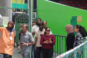 ގޯއްޗަށް ގުރު ނެގުން ގަލޮޅު ދަނޑުގައި، ލީގު ފަސްކޮށްފި