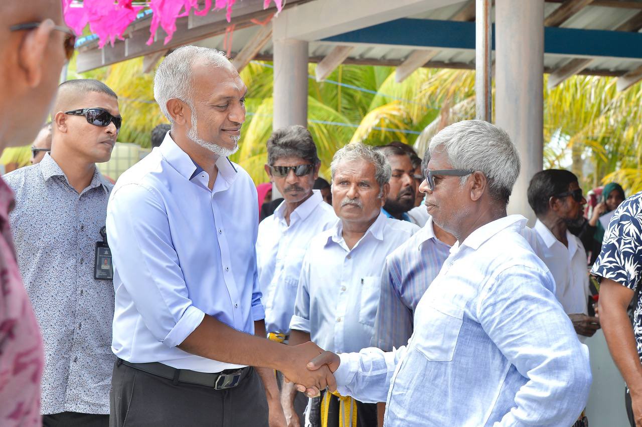މާއެނބޫދޫގެ 30 ހެކްޓަރުގެ ބިން ހިއްކަން މުއިއްޒު ވައުދުވެވަޑައިގެންފި