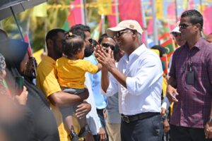 މި އިންތިޚާބުގައި ޑިމޮކްރެޓްސްއަށް 1، 2 އަދި 3ވަނައާއި ހަމައަށްވެސް ނާދެވޭނެ: ރައީސް