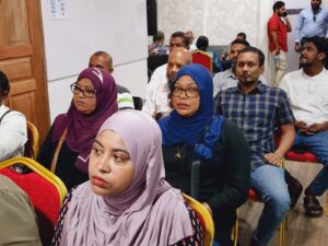 ޕީއެންސީގެ މަޝްވަރާ މަޖިލިހުގެ ވޯޓުލުން ފެށިގެން ކުރިޔަށް ދަނީ