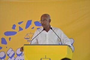 ޕީޕީއެމްގެ ވެރިކަމެއްގައި ކުދި އާބާދީތައް ބާކީ ވުމުގެ ބިރު އެބައޮތް: ރައީސް