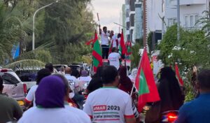 އުމަރަށް ދިން ހަމަލާގެ ތަހުގީގު އަވަސްކުރަން ގޮވާލައިފި