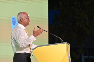 ކެންޑިޑޭޓުން ގިނަވީމަ އިންތިހާބުވީ އިތުރަށް ފަސޭހަ: ރައީސް