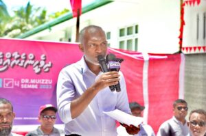 ހުރިހާ ރަށަކަށް ނުދެވުނު ނަމަވެސް، ތަރައްޤީގައި އެއްވެސް ތަފާތެއް ނޯންނާނެ: ޑރ. މުއިއްޒު