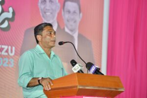 ތިނަދޫ ރައްޔިތުން މިސަރުކާރަށް ވޯޓުދޭން ޖެހޭ އެންމެ ސަބަބެއްވެސް ނެތް: ސައުދު