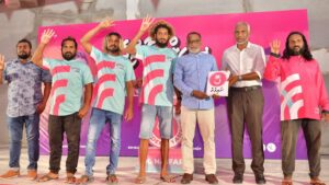 ނައިފަރު ޒުވާނުން ތިބީ މުއިއްޒު ހޮވުމަށް، 200 ޒުވާނުން މިރޭ ޕީޕީއެމްއަށް ސޮއިކޮށްފި!