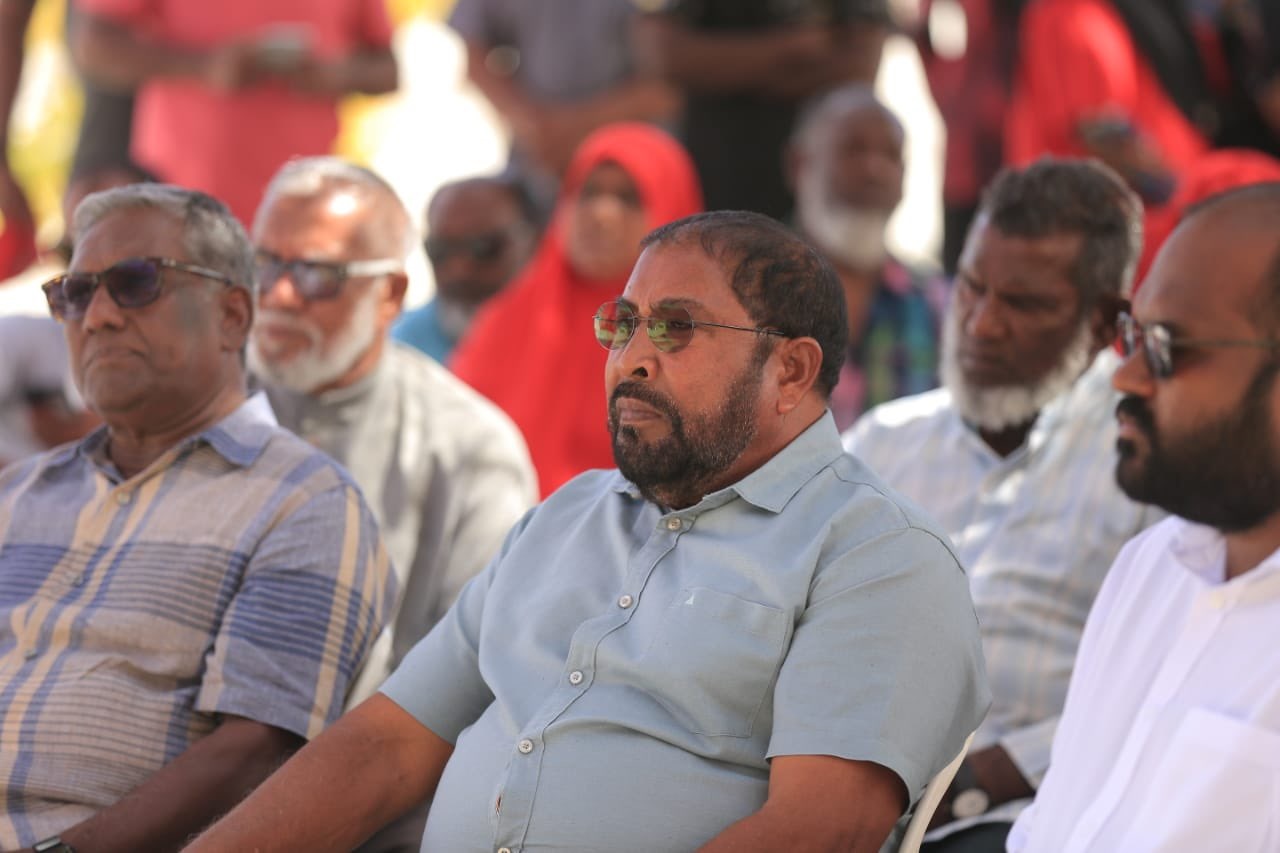 އެމްޑީޕީއާއި ޕީޕީއެމްގެ ބޭފުޅުން ކީއްތޯ ވާނީ، އަޅުގަނޑަށް އެއްމެ ފުރުސަތެއް ދެއްވިއްޔާ: ޤާސިމް