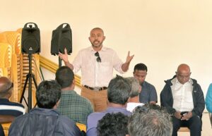 ބުރަ މަސައްކަތުން ގެނައި ހެޔޮ ބަދަލު ދަމަހައްޓައިގެން ނޫނީ ތަރައްޤީ ޔަގީން ނުކުރެވޭނެ: އަމީތު