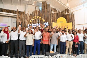 އަމީންއާއެކު ޖޭޕީގެ ގިނަ ބަޔަކު ރައީސަށް ތާއީދުކޮށްފި