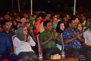 ޑރ. މުއިއްޒުގެ ކެމްޕެއިނަށް މެޑަމް ފާތުން މިރޭ ނިކުންނަވަނީ