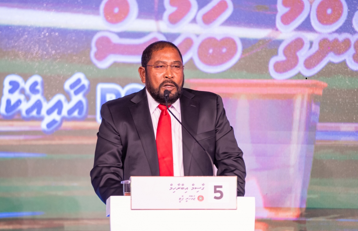 ބިލިއަން ޑޮލަރުގެ ދަރަނި ދައްކަން 600 މިލިއަންގެ ހިލޭ އެހީ ހޯދާނަން: ގާސިމް