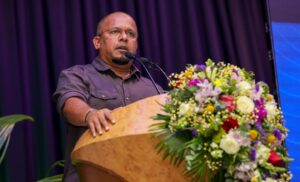 ރައީސް ޞާލިހަށް ވޯޓުލުމަށް ސްޓެލްކޯ މުވައްޒިފުންގެ ކިބައިން ޝަރީފް އެދިއްޖެ!