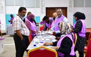 މިހާތަނަށް ޗެކްކުރި 10،000 ފޯމުން ރިޖެކްޓް ކުރީ 1،500 ފޯމު!