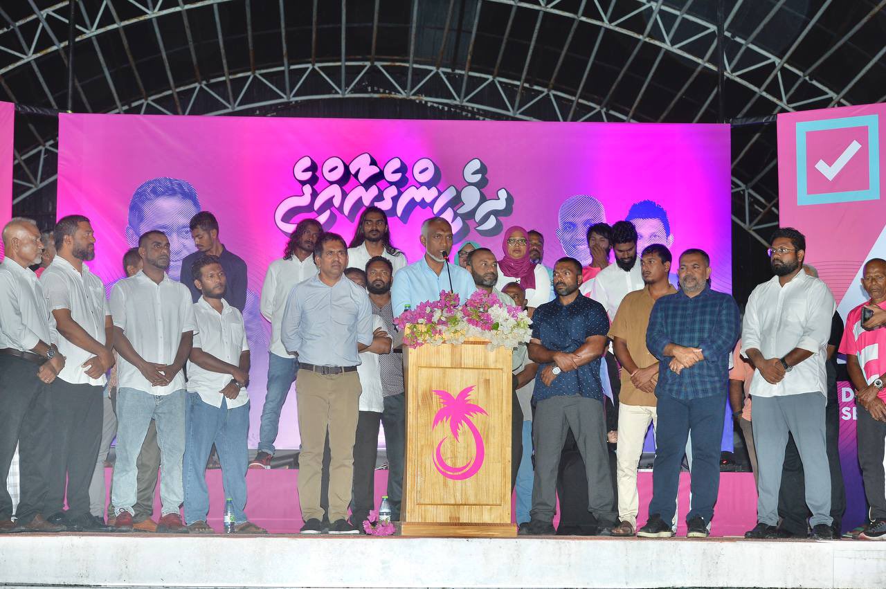 ޓްރާންސްޝިޕްމަންޓު ބަނދަރަކާއި އިތުރު އެއާޕޯޓަކާއެކު މުއިއްޒުގެ ވައުދުތައް ލ. އަތޮޅަށް!