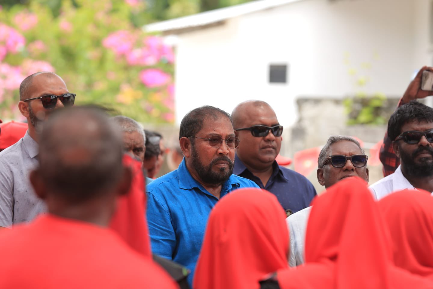 ކޮރަޕްޓް ސަރުކާރުތައް އަލުންބަލުން ގެނެސްގެން ވާނެ ފައިދާއެއް ނެތް: ޤާސިމް