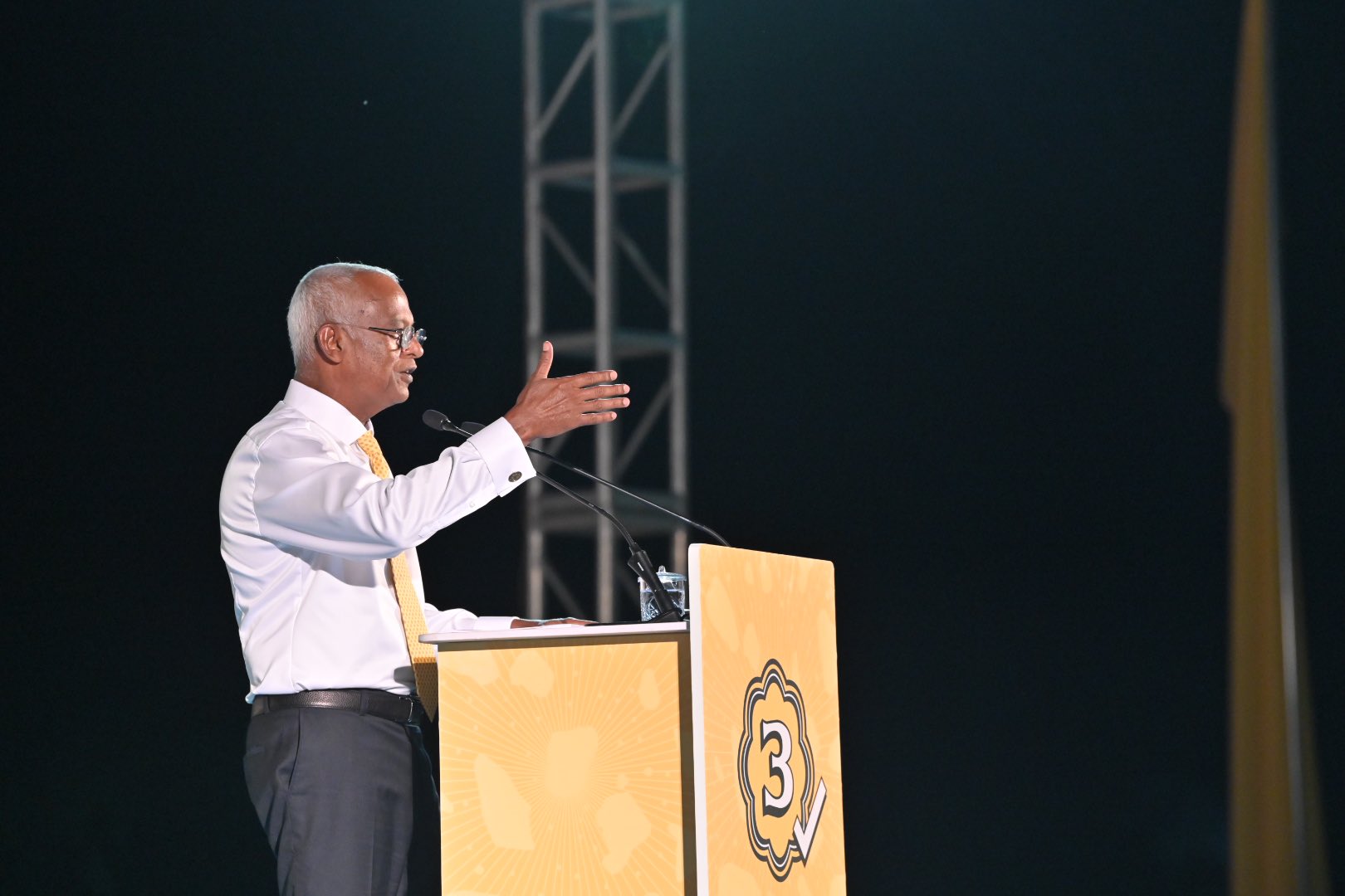 އައްޑޫއަށް އަންނަމުން މިދަނީ މިއިން ޒަމާނަކު ނާންނަވަރުގެ ތަރައްޤީ: ރައީސް