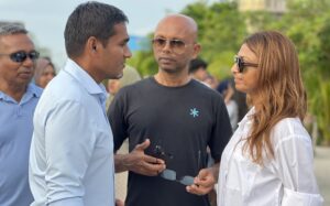 13 މެމްބަރުންނާއިއެކު މަޖިލީހުގެ މައިނޯރިޓީ ޕާޓީއަކަށް ދަ ޑިމޮކްރެޓްސްއަށް!