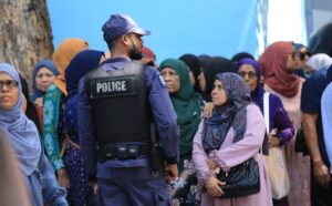 އިންތިޚާބާއި ގުޅިގެން މިހާތަނަށް 6 މީހަކު ފުލުހުންގެ ބެލުމުގެ ދަށަށް