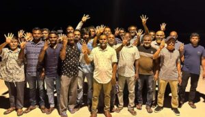 ދިއްދޫ ޑިމޮކްރެޓުންގެ ތާއީދު ޑރ. މުއިއްޒަށް!