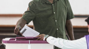 މަރުވެފައިވާ ކަމަށް ކަނޑައަޅާފައި އޮތުމުން ދިރި ހުރި މީހަކަށް ވޯޓެއްނުލެވުނު!