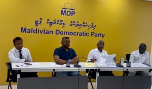 ރައީސް ޞާލިހު އެމްޑީޕީގެ ޤައުމީ މަޖިލީހާއި ބައްދަލު ކުރައްވައިފި