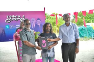 ގޮއިދޫގެ އެމްޑީޕީ އިސްބޭފުޅުން ހިމެނޭހެން ގިނަ ބަޔަކު ޕީޕީއެމްއަށް!