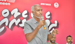 ނުރަސްމީ ދަތުރުފުޅެއްގައި މުޢިއްޒު މިރޭ ސިންގަޕޫރަށް ފުރާވަޑައިގަންނަވަނީ