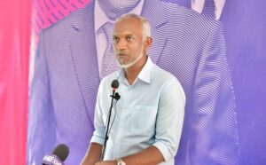 ބިލެއްފަހީ އެއާޕޯޓް ނިންމައި، ފަޅުތެރޭގައި އިޤްތިޞާދީ ބޮޑު މަޝްރޫއެއް ކުރިއަށް ގެންދާނަން: މުއިއްޒު