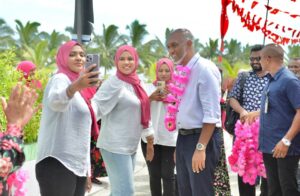 ޢާންމު ރައްޔިތުންގެ ސުވާލުތަކަށް ޑރ. މުއިއްޒު މިރޭ ޖަވާބު ދެއްވަނީ!