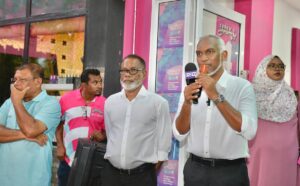 ގަންޖިފަރާސް ލިޔަސް، ޓީޝާޓް ލިޔަސް އިންޑިޔާ ސިފައިން ވާނީ އިންޑިޔާ ސިފައިންނަށް: ޑރ. މުއިއްޒު