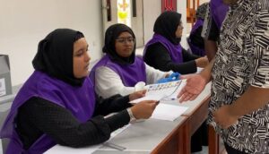 ތުޅާދޫގައި ކެމެރާ ހަރުކޮށްފައިވާ ގަލަމަކުން ވޯޓު ކަރުދާސްކޮޅެއްގެ ފޮޓޯ ނެގި މައްސަލައެއް