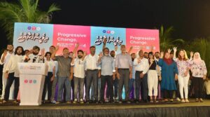 އެމްޑީޕީއާއި ޖޭޕީގެ ގިނަ އަދަދެއްގެ މެމްބަރުންތަކެއް މުއިއްޒުއަށް ތާއީދުކޮށް ޕީޕީއެމްއަށް!