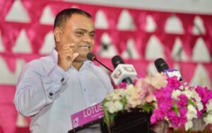 މިސަރުކާރު ގެނައުމަކީ ހެދުނު ބޮޑު ގޯހެއް، މުޅި ޗާޓުން ރީދޫ ފޮހެލާނަން: ޝިޔާމް
