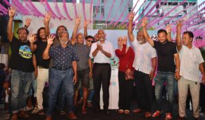 ގަލޮޅު ކަންމަތީ އެންމެ ވަރުގަދަ އެމްޑީޕީ ބޭފުޅުން މުއިއްޒުއާއި ބައިއަތު ހިފައިފި!