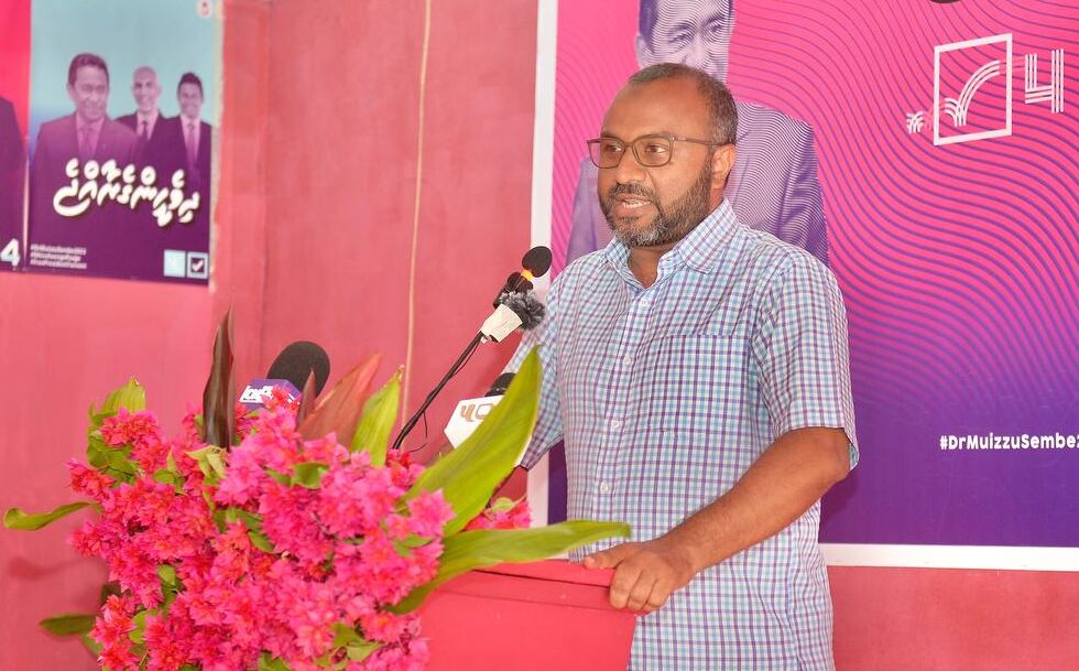 މޮޅުވީކަމަށް ދެކި މުއިއްޒު މަސައްކަތް ހުއްޓާނުލައްވާ، އެދެމުންދަނީ އިތުރު ތާއީދަށް: ޝަހީމް