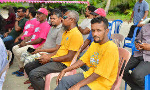 އަނގޮޅިތީމުން ތަފާތު މަންޒަރެއް، މުއިއްޒުގެ ޖަލްސާގައި އެމްޑީޕީ މެމްބަރުން!