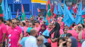 އެތައް ހާސް ބަޔަކާއިއެކު މުއިއްޒުގެ ކެމްޕޭން ނިންމަން މާލޭގެމަގުތަށް ފުރާލައިފި