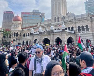 ފަލަސްތީނަށް ތާއީދުކޮށް މެލޭޝިއާގައި އެތައް ހާސް ބަޔަކު މުޒާހިރާ ކޮށްފި