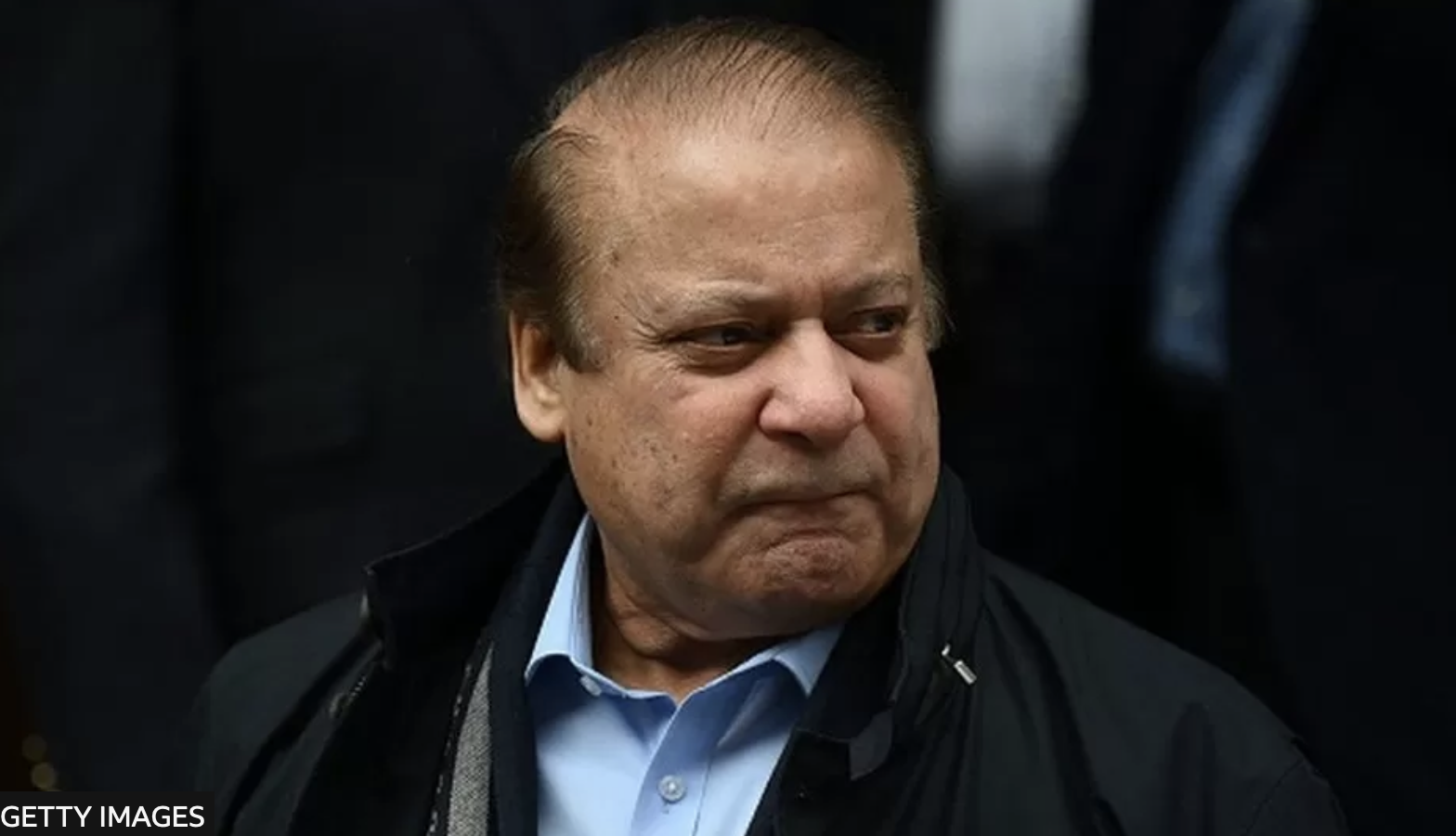 އަމިއްލައަށް އަރުވާލެވިގެން ހުންނެވުމަށްފަހު ނަވާޒް ޝަރީފް ގައުމަށް އެނބުރި ވަޑައިގަންނަވަނީ