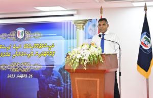 ރައްޔިތުންގެ ސަލާމަތާއި ރައްކާތެރިކަމަށް ފުލުހުން ފަށާފައި ހުރިކަންކަން މެދު ކެނޑިގެން ނުވާނެ: ނައިބު ރައިސް