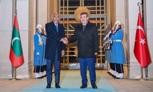 ތުރުކީގެ ނައިބު ރައީސް، ރައީސުލްޖުމްހޫރިއްޔާގެ އަރިހަށް އިޙްތިރާމްގެ ޒިޔާރަތެއް ކުރައްވައިފި