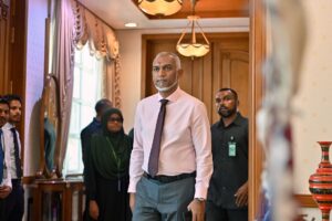 ރައީސް ޑރ. މުއިއްޒުގެ ފުރަތަމަ ކެބިނެޓް ބައްދަލުވުން