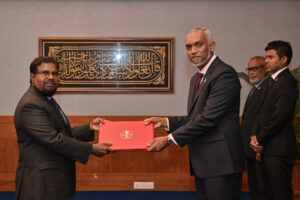 އެމްއެންޔޫ ޗާންސެލަރަކަށް ޑރ. ޝައުގީ އައްޔަންކޮށްފި