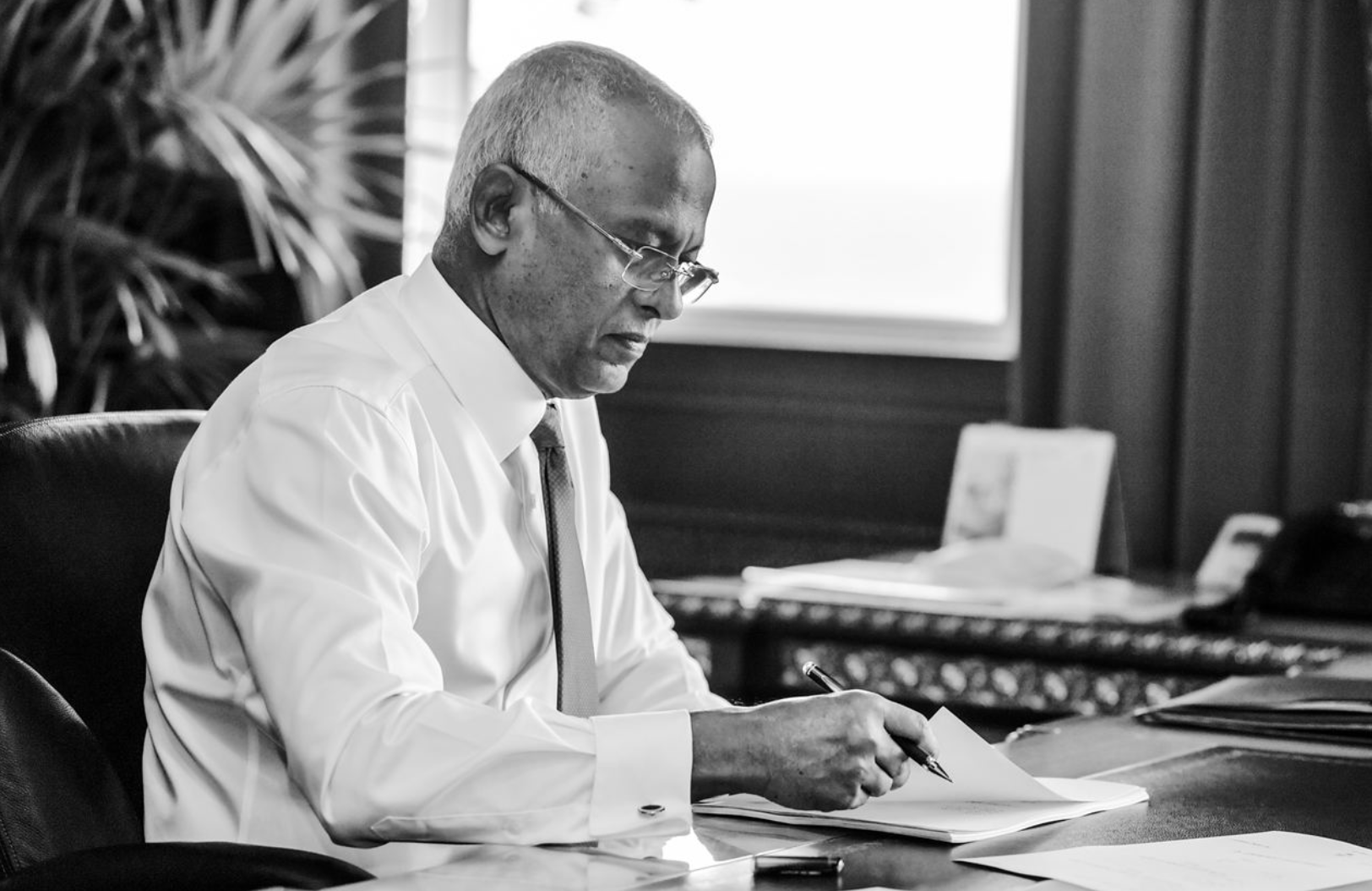 ދެ ބިލެއް ރައީސް ތަސްދީގު ކުރައްވައިފި