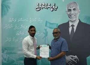 ކުރީގެ މެންބަރު ފަލާހު ޕީޕީއެމް ދޫކޮށް ޕީއެންސީއަށް، ވިދާޅުވީ ވެރިކަން ދިފާޢުކުރަން މޭ އައްޑަނައަކަށް ހަދާނެކަމަށް!