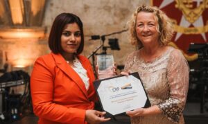 އިކޮނޮމިކް މިނިސްޓްރީގެ ޑިޖިޓަލައިޒޭޝަން މަސައްކަތަށް ބައިނަލްއަގުވާމީ އެވޯޑެއް