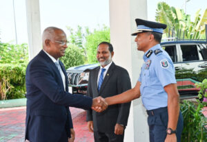 އިންތިޚާބީ ރައީސްގެ އެދިވަޑައިގަތުމާ ޚިލާފަށް ގިނަ ޢަދަދެއްގެ ފުލުހުންނަށް ޕްރޮމޯޝަން ދީފި