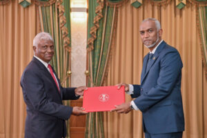 ސްޓޭޓް މިނިސްޓަރުކަން ދިންތާ 4 ދުވަސް ފަހުން ފަހުމީ ވަކިކޮށްފި