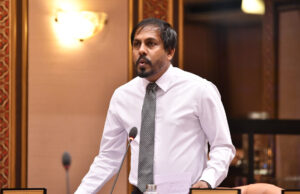 އާއިލާ މީހުންނަށް ފްލެޓު ލިބުނީ ޝަރުތު ހަމަވާތީ: އިސްމާއިލް އަހުމަދު