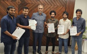 ޕީއެންސީއާއި އަލަށް ގުޅުނު 500 މީހުންގެ ފޯމު އިންތިޚާބީ ރައީސާއި ހަވާލުކޮށްފި!